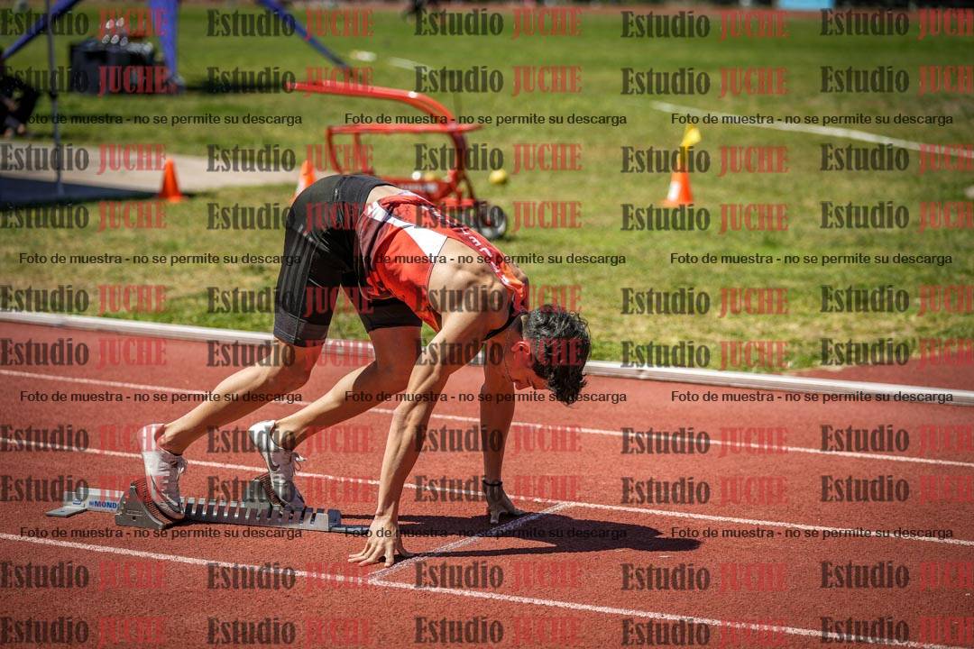 Fotos de los 400 m llanos de varones