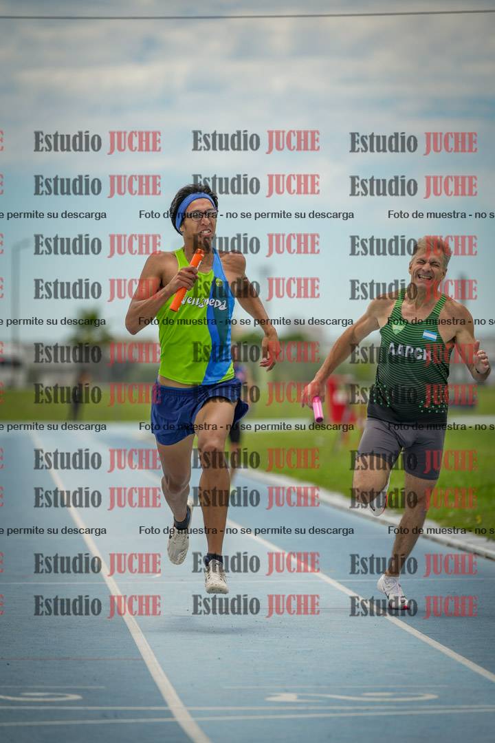 Fotos de las postas 4x200 m llanos de varones