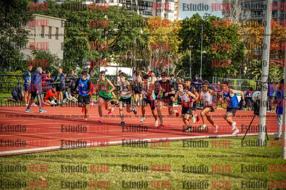 Fotos de los 1500 m llanos de varones