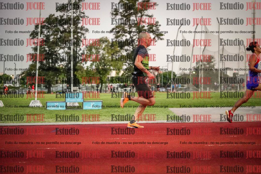 Fotos de los 1500 m llanos de varones