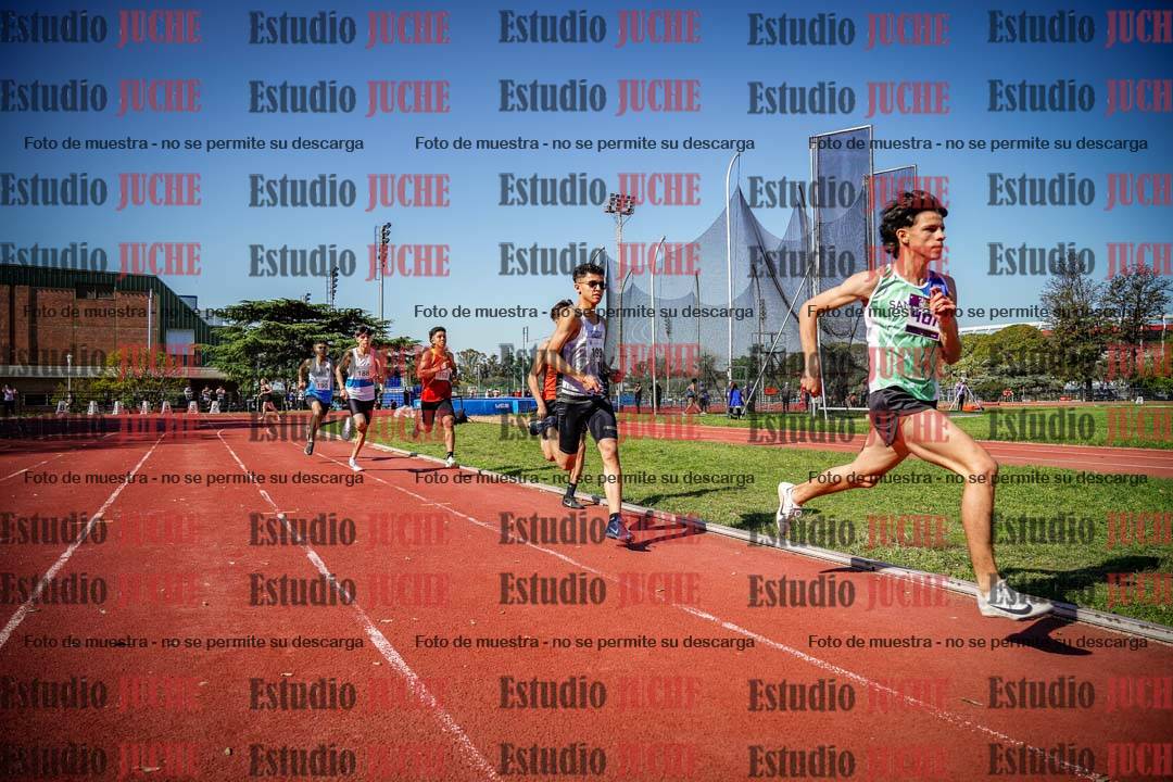 Fotos de los 600 m llanos de varones