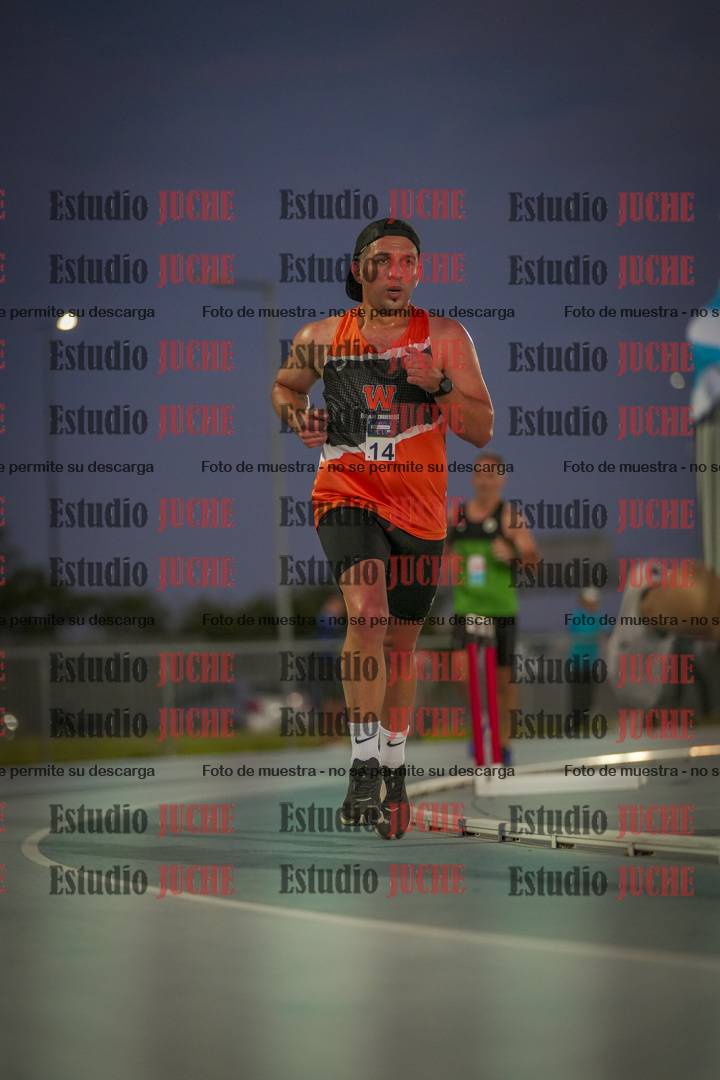 Fotos de los 3000 m llanos de varones