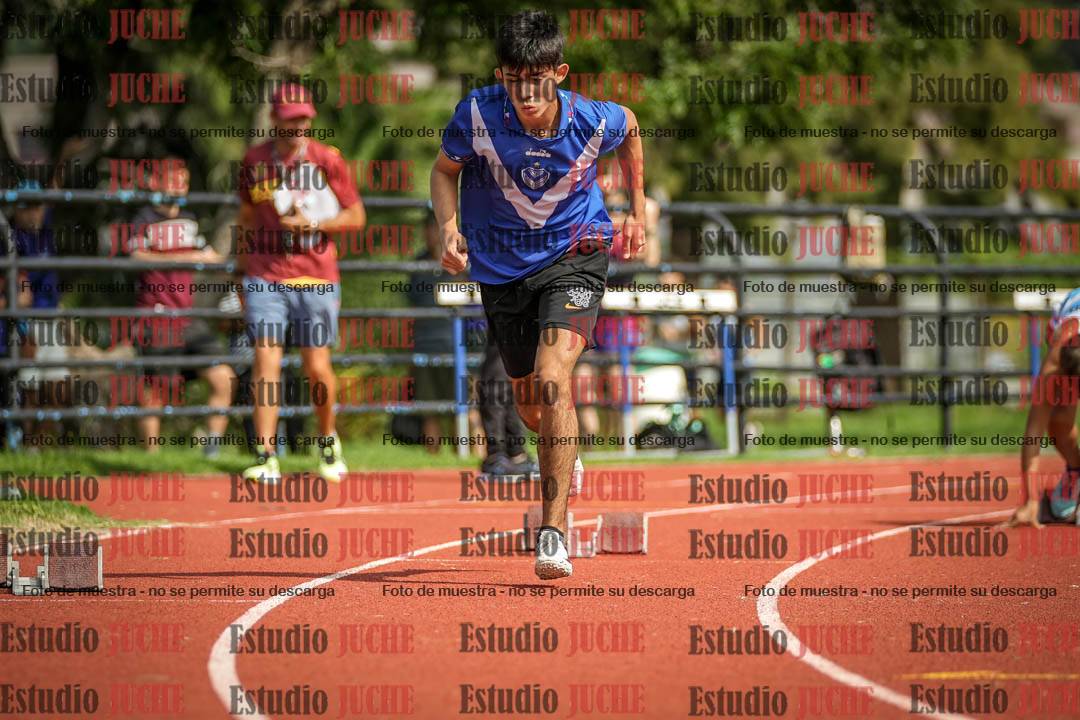 Fotos de los 200 m llanos de varones