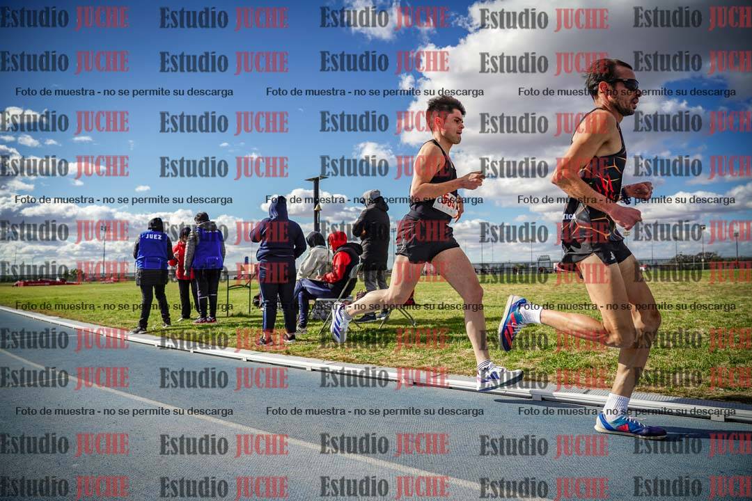 Fotos de los 5000 m llanos de varones