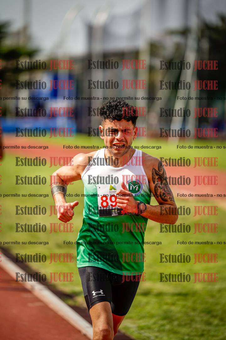 Fotos de los 3000 m llanos de varones