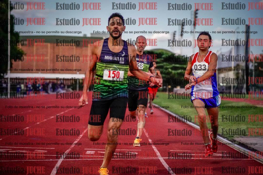 Fotos de los 1500 m llanos de varones