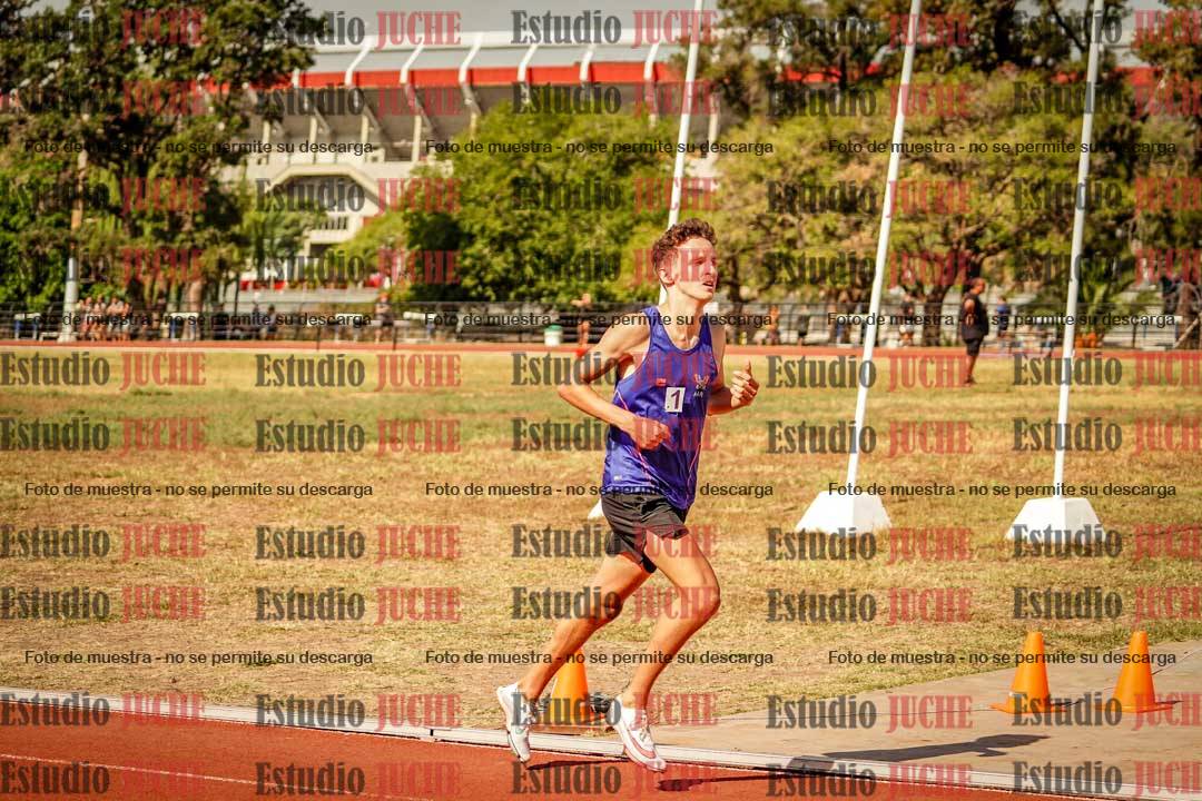Fotos de los 800 m llanos de varones