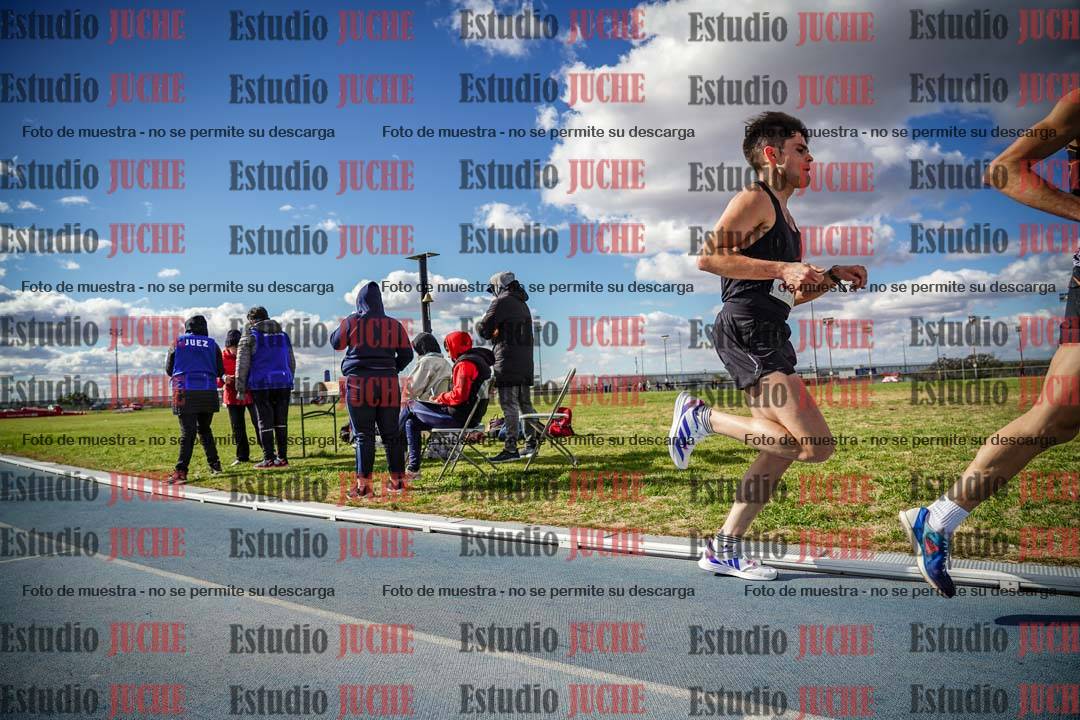 Fotos de los 5000 m llanos de varones