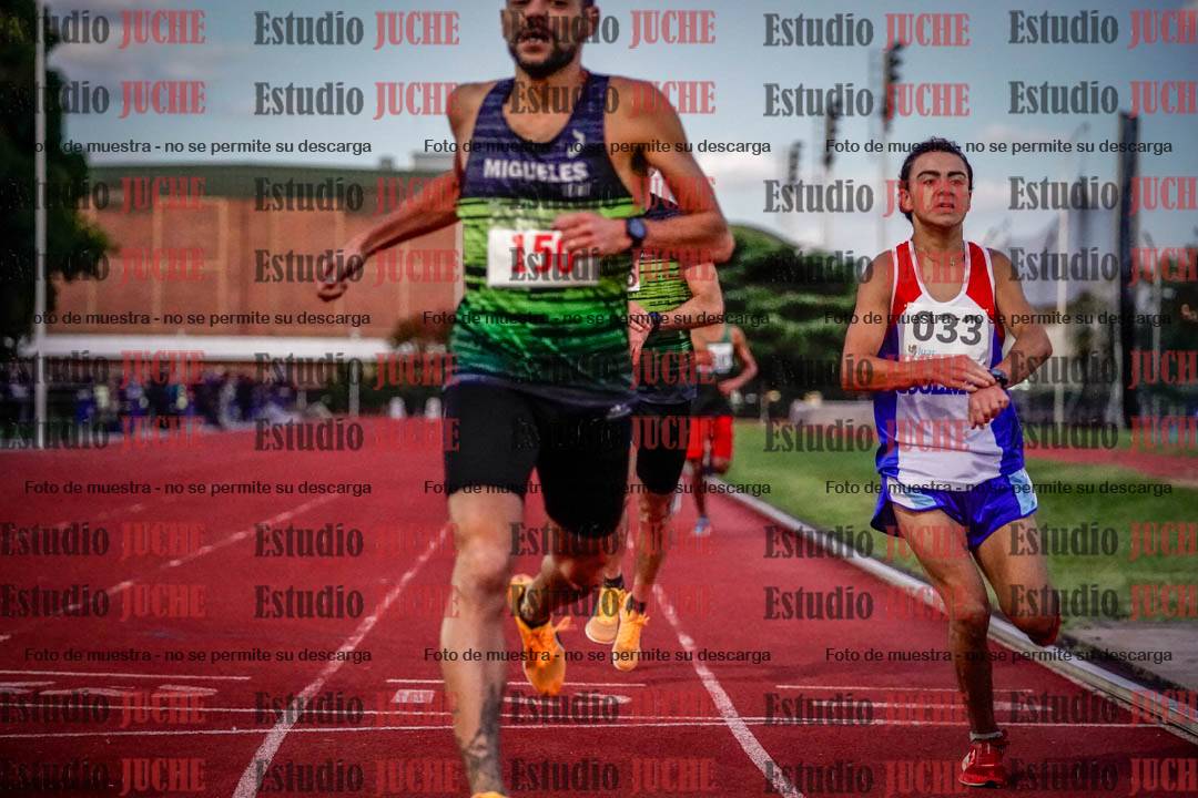 Fotos de los 1500 m llanos de varones