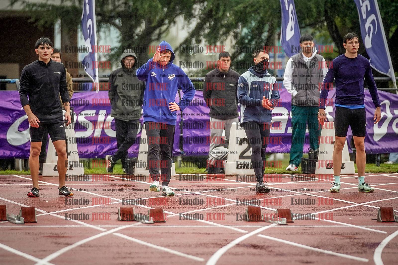 Fotos de los 100 m llanos de varones - FINAL