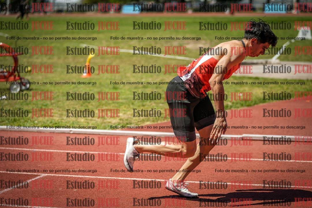 Fotos de los 400 m llanos de varones