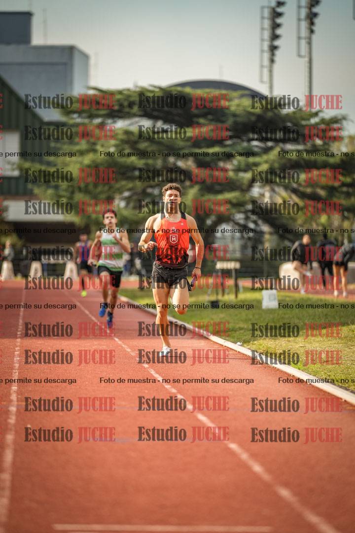 Fotos de las postas 4x400 m llanos de varones