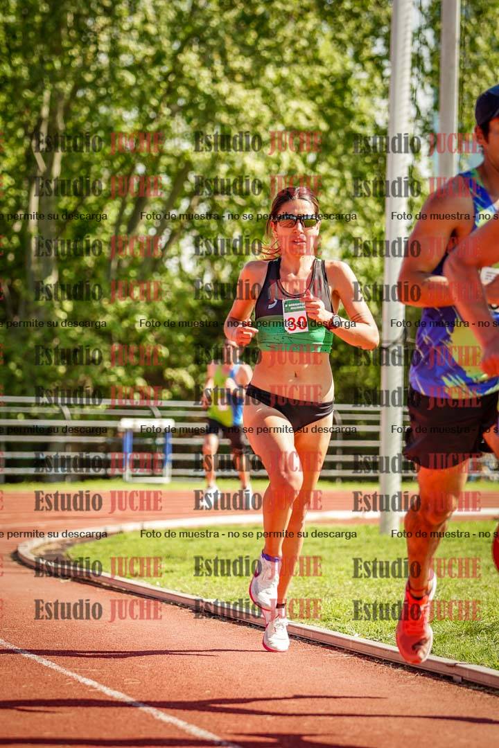 Fotos de los 5000 m llanos de mujeres y varones