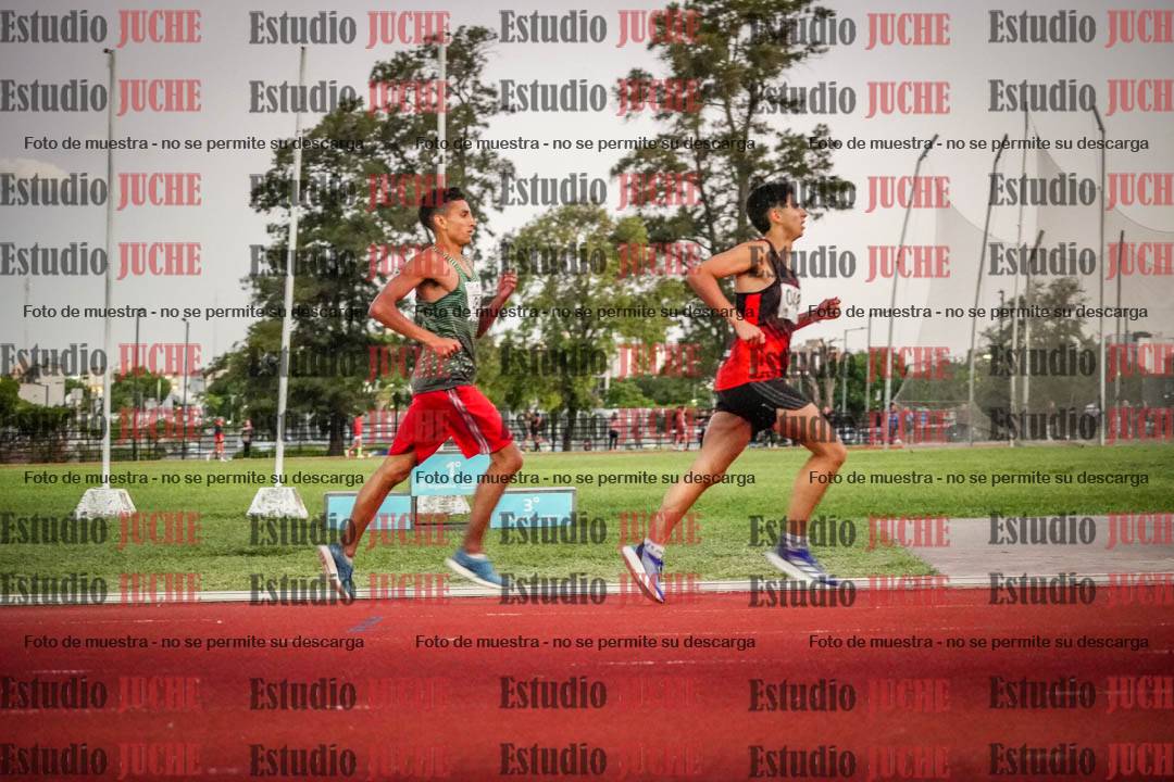 Fotos de los 1500 m llanos de varones