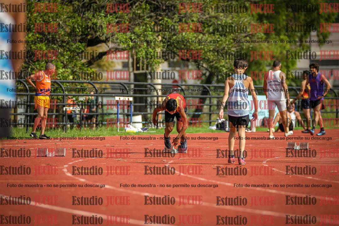 Fotos de los 200 m llanos de varones