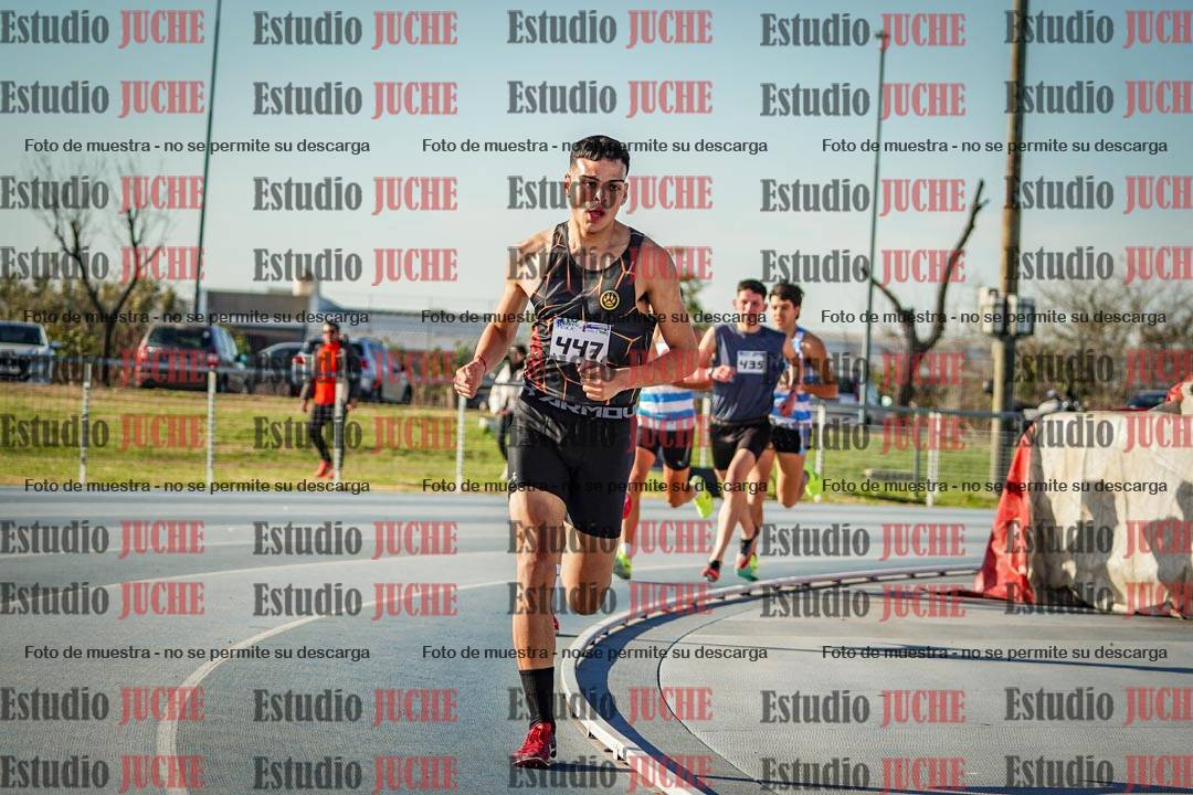 Fotos de los 1500 m llanos de varones