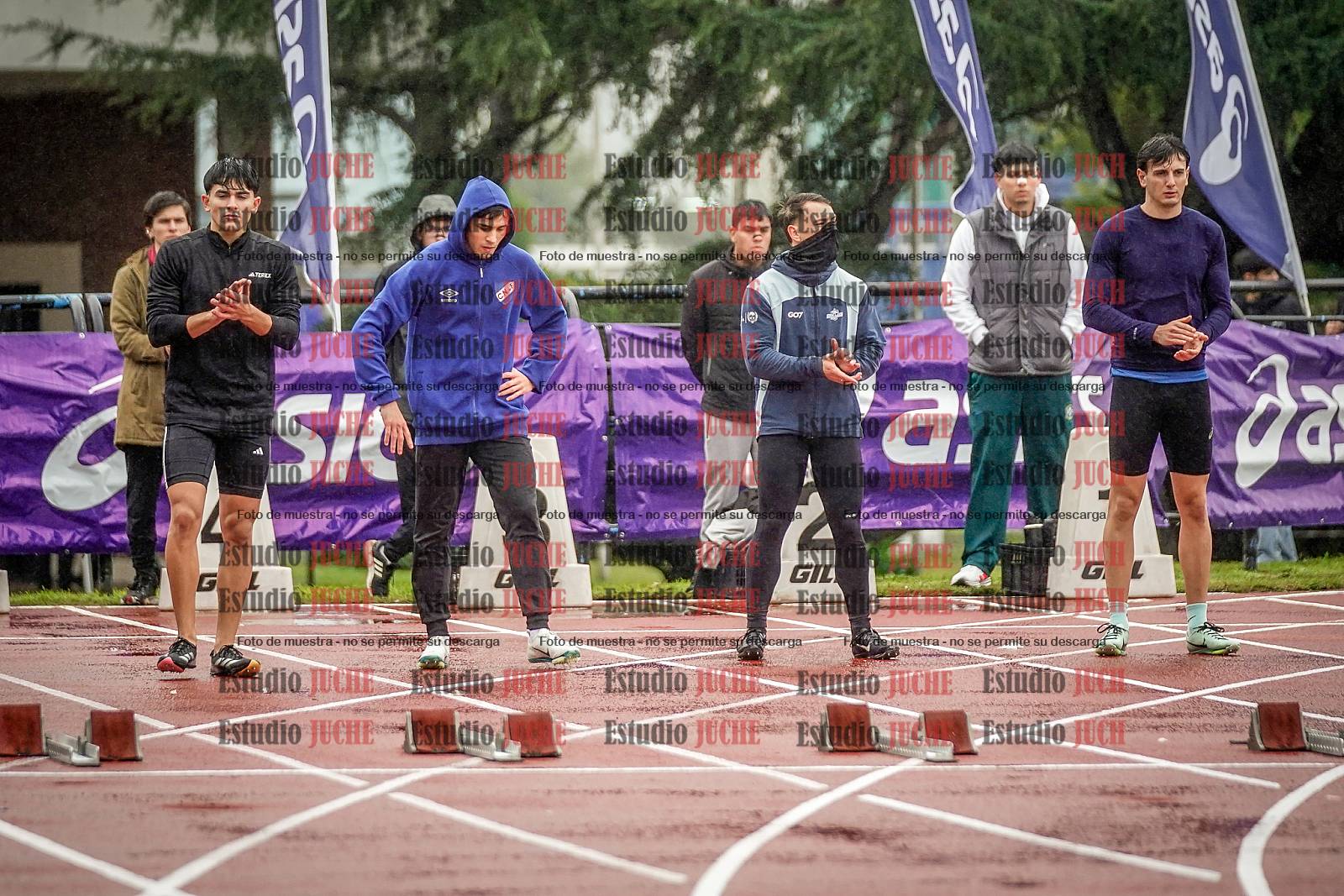 Fotos de los 100 m llanos de varones - FINAL