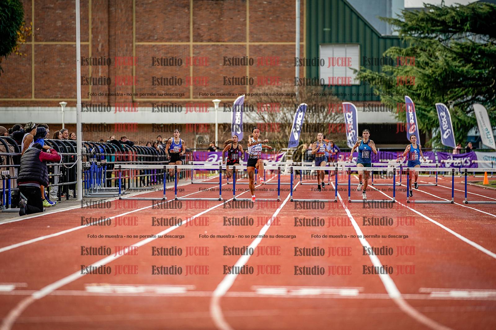 Fotos de los 400 m con vallas de mujeres