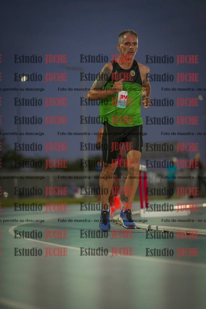 Fotos de los 3000 m llanos de varones