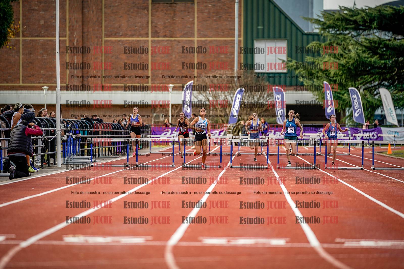 Fotos de los 400 m con vallas de mujeres