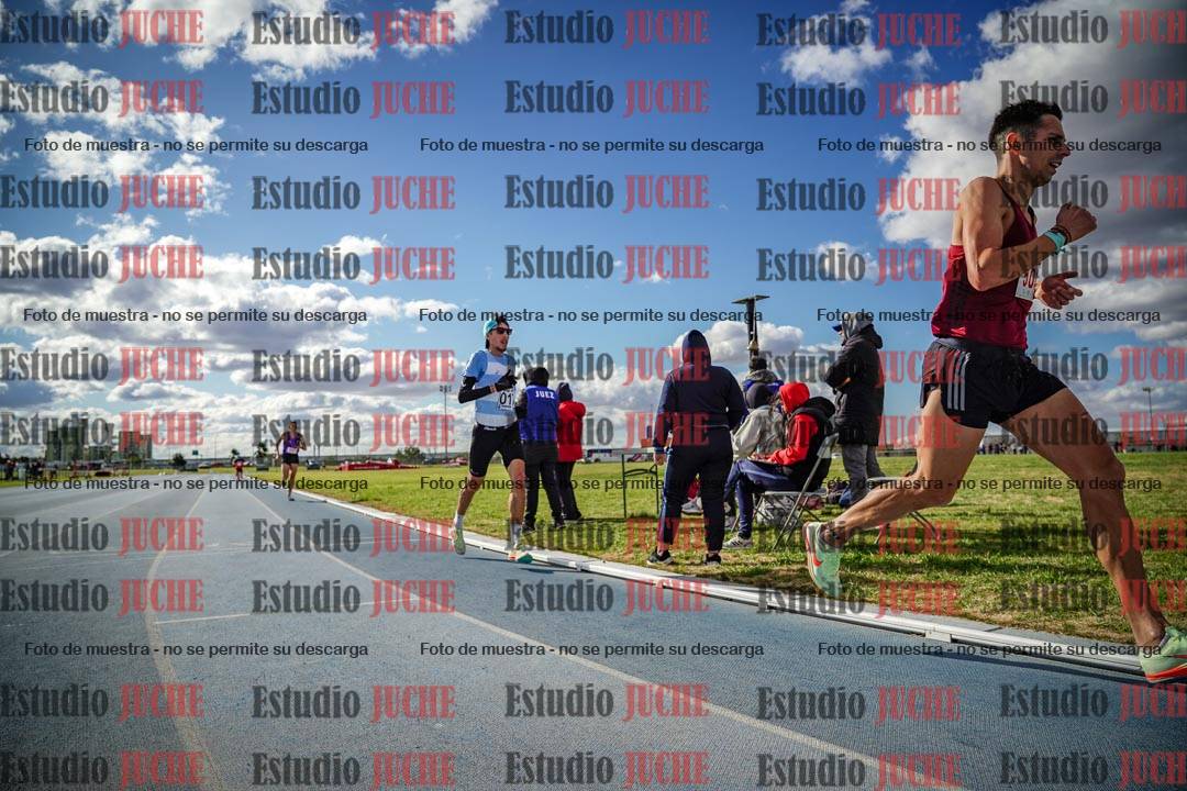 Fotos de los 5000 m llanos de varones