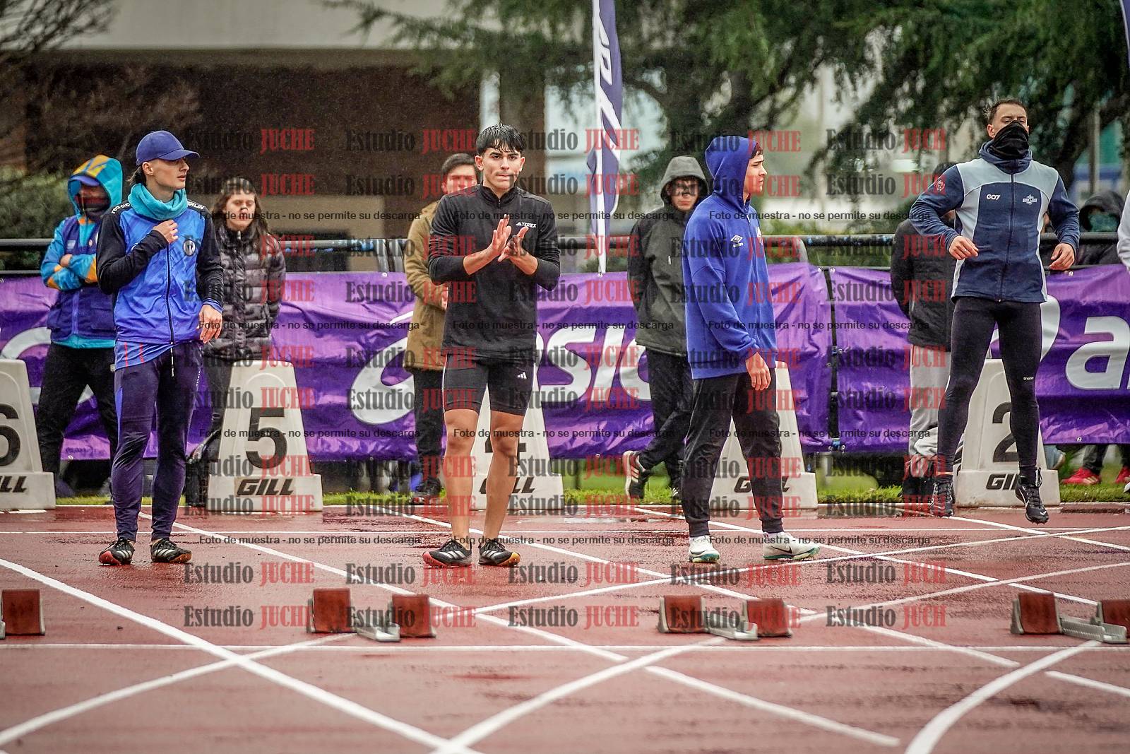 Fotos de los 100 m llanos de varones - FINAL