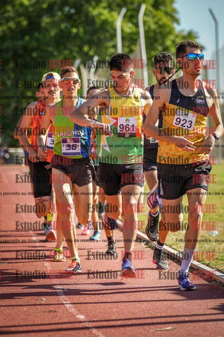 Fotos de los 5000 m llanos de varones