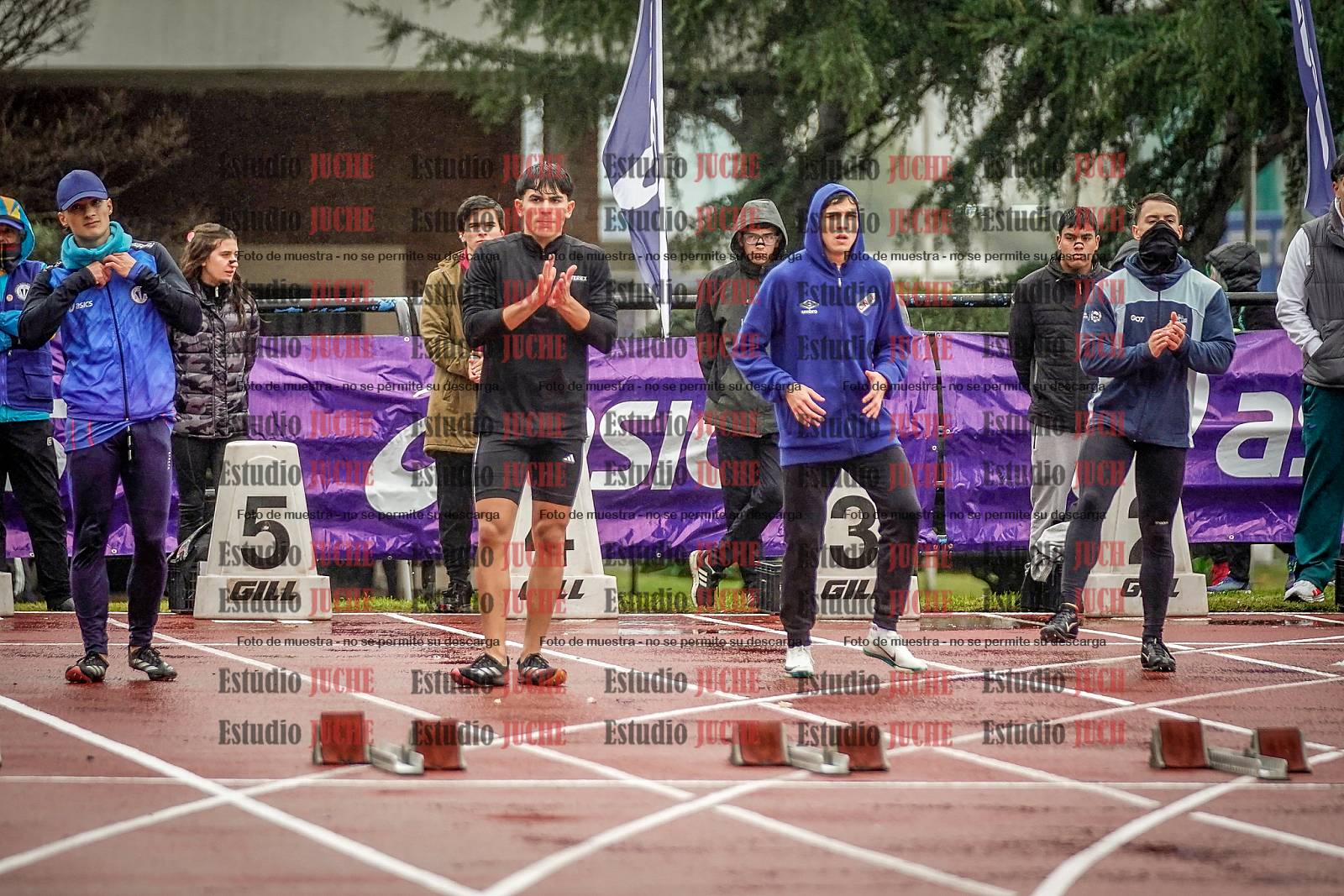 Fotos de los 100 m llanos de varones - FINAL
