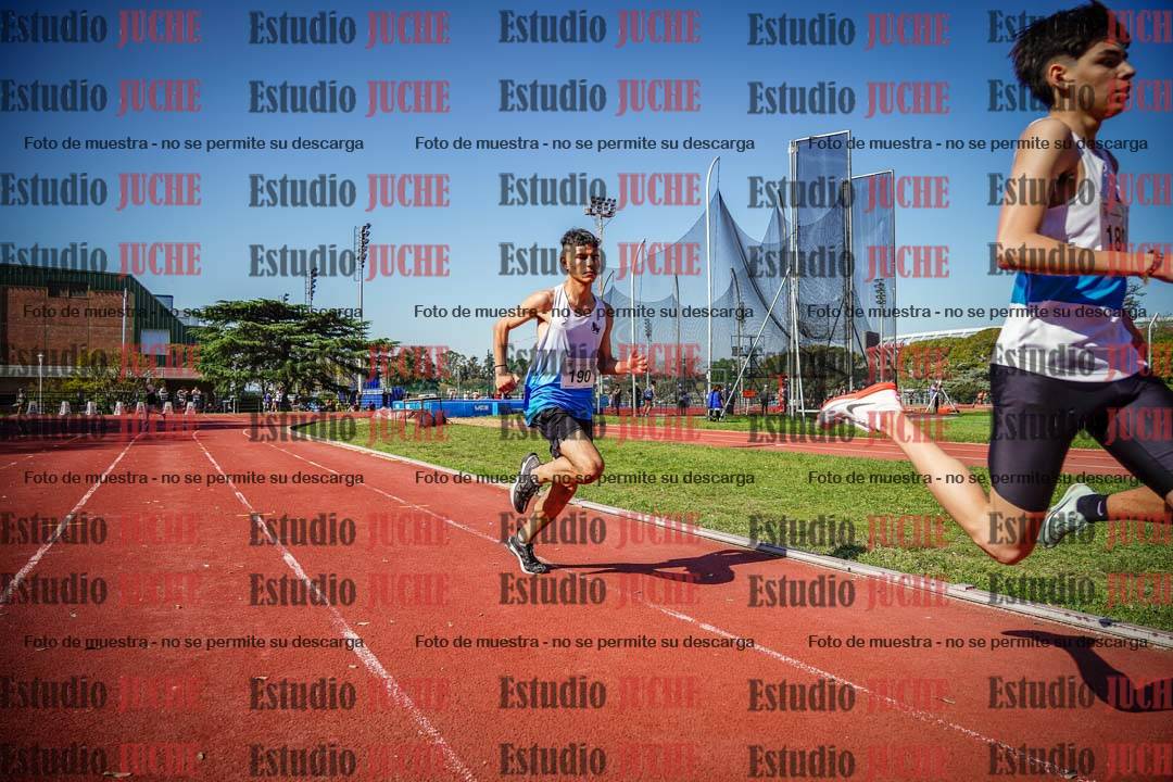 Fotos de los 600 m llanos de varones