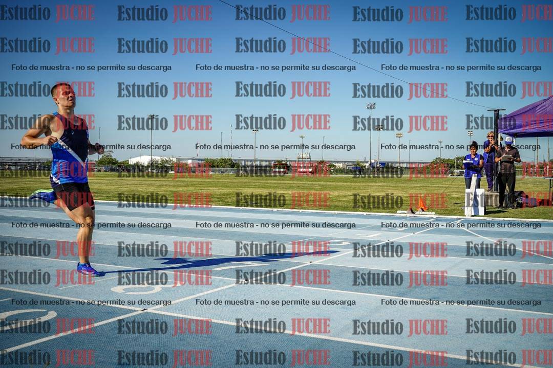 Fotos de los 400 m llanos de varones