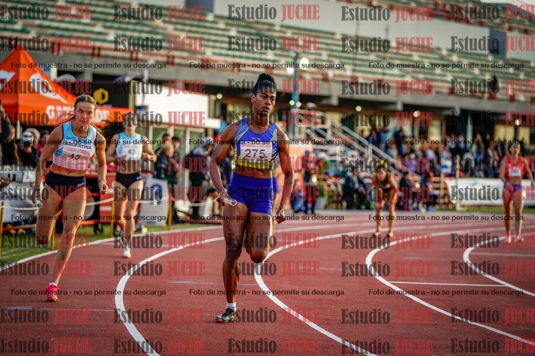 Fotos de los relevos 4x400 m de mujeres