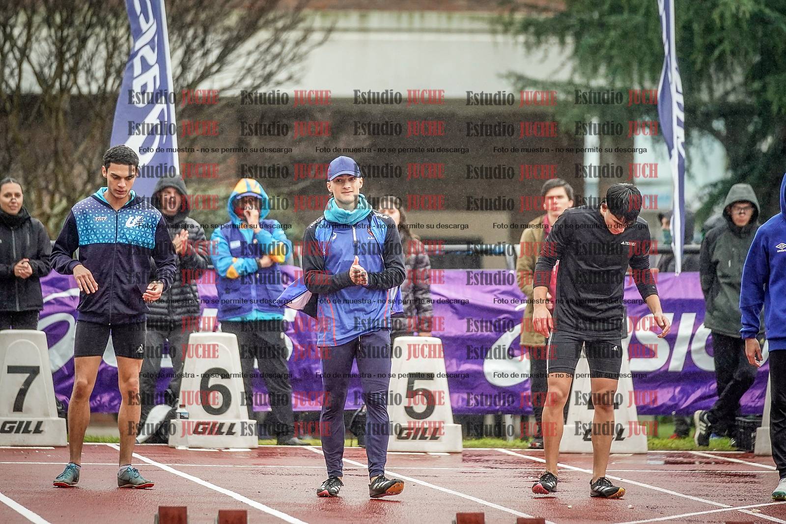 Fotos de los 100 m llanos de varones - FINAL
