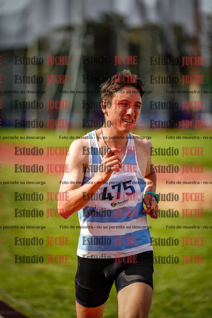 Fotos de los 3000 m llanos de varones