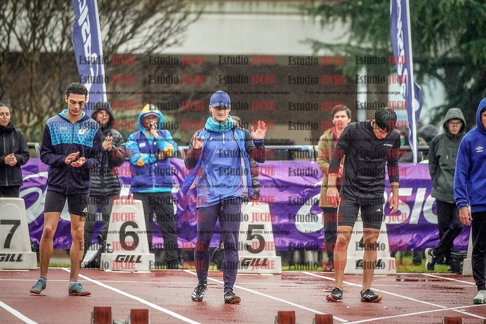 Fotos de los 100 m llanos de varones - FINAL
