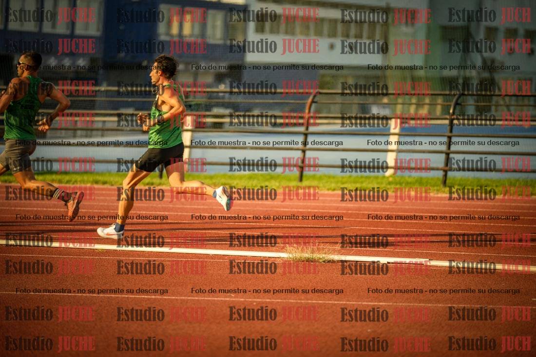 Fotos de los 5000 m llanos de mujeres y varones