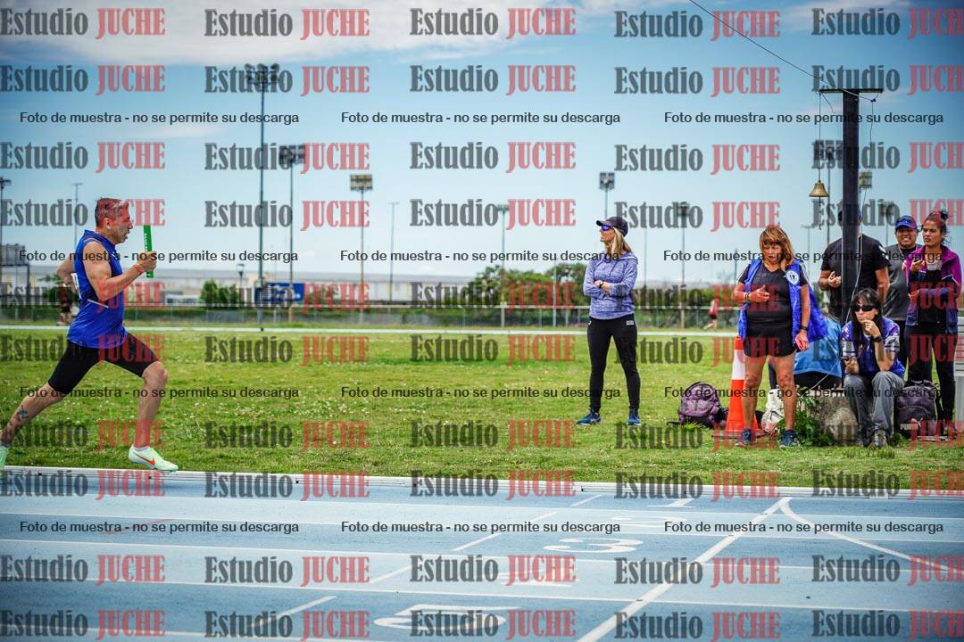 Fotos de las postas 4x200 m llanos de varones