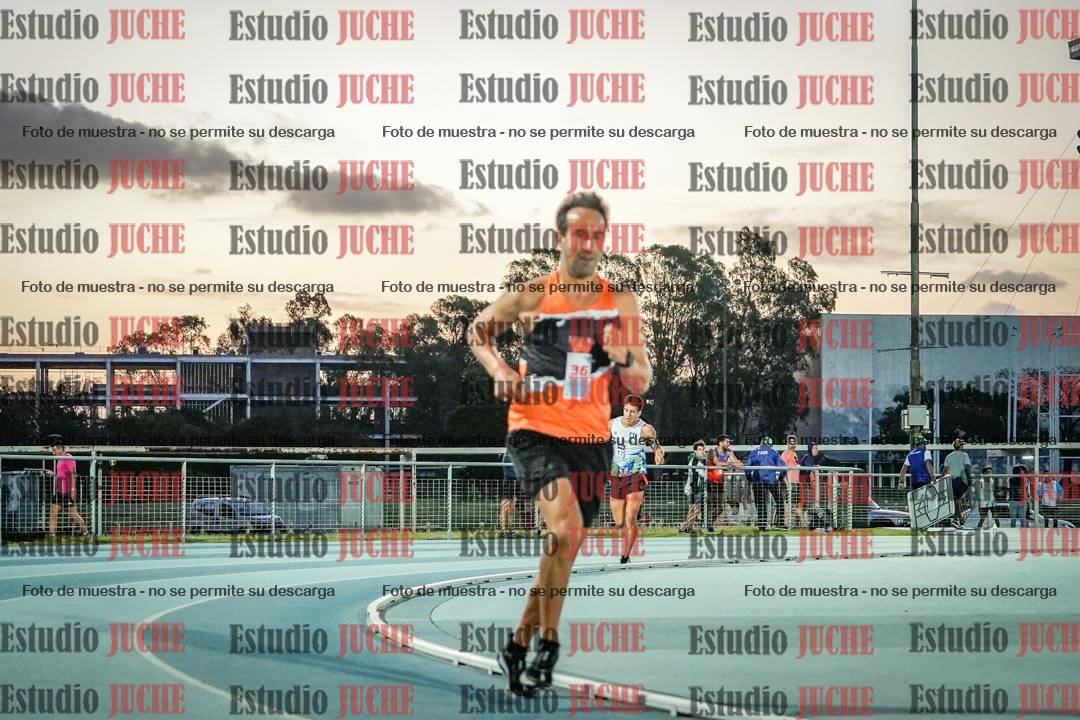 Fotos de los 3000 m llanos de varones
