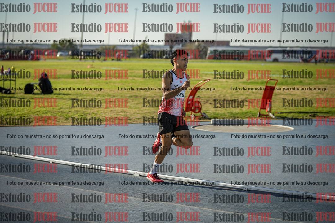 Fotos de los 1500 m llanos de varones