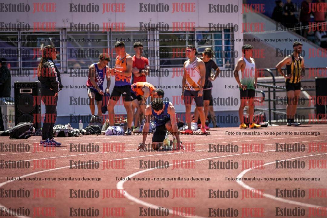 Fotos de los 400 m llanos de varones
