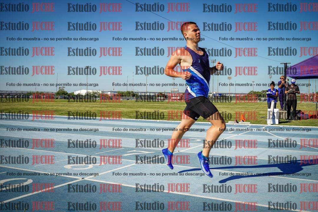 Fotos de los 400 m llanos de varones