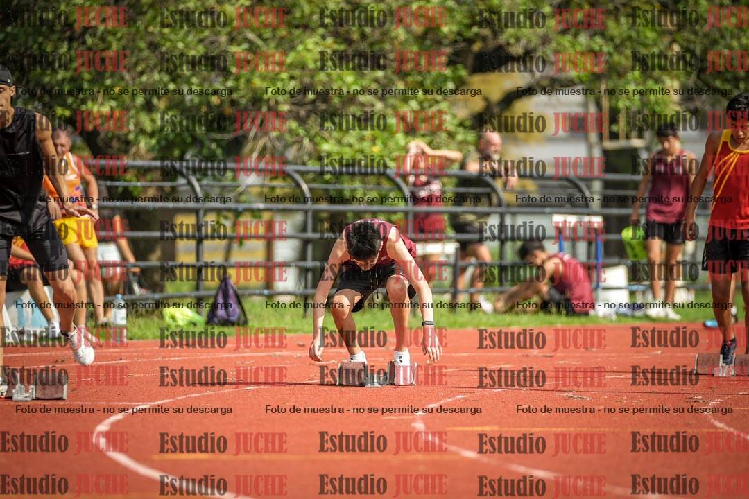 Fotos de los 200 m llanos de varones