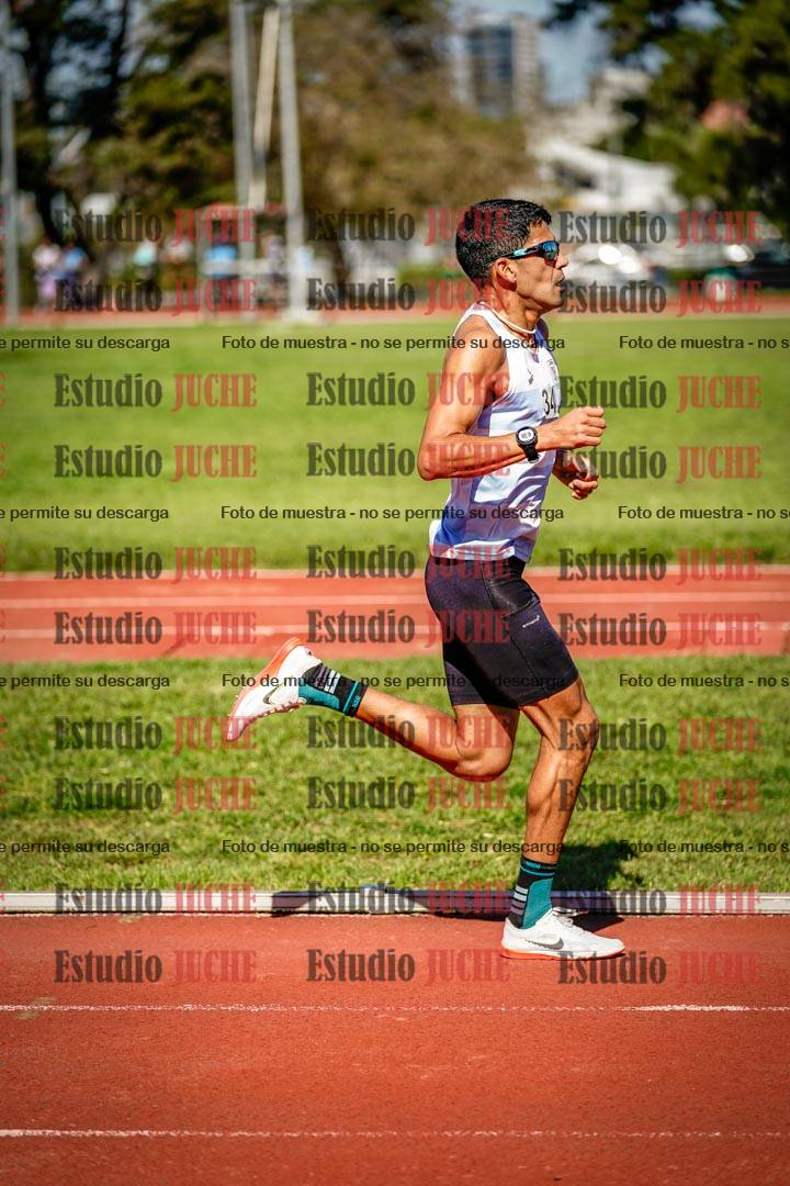 Fotos de los 5000 m llanos de mujeres y varones