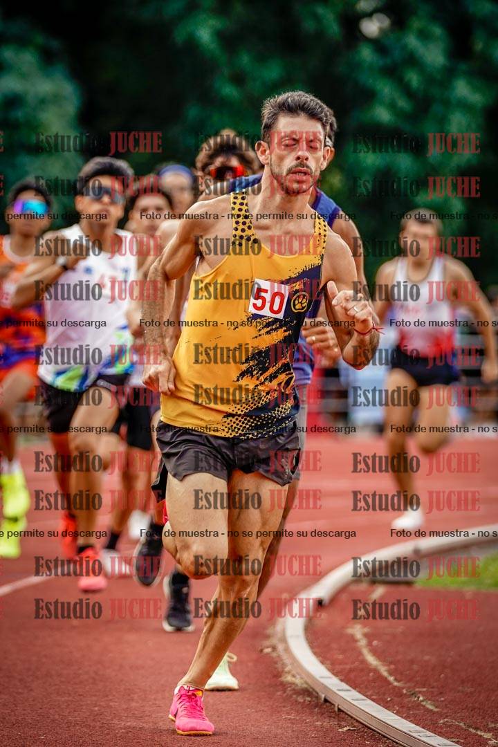 Fotos de los 800 m de varones