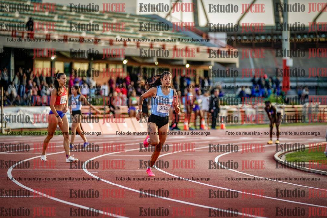 Fotos de los relevos 4x400 m de mujeres