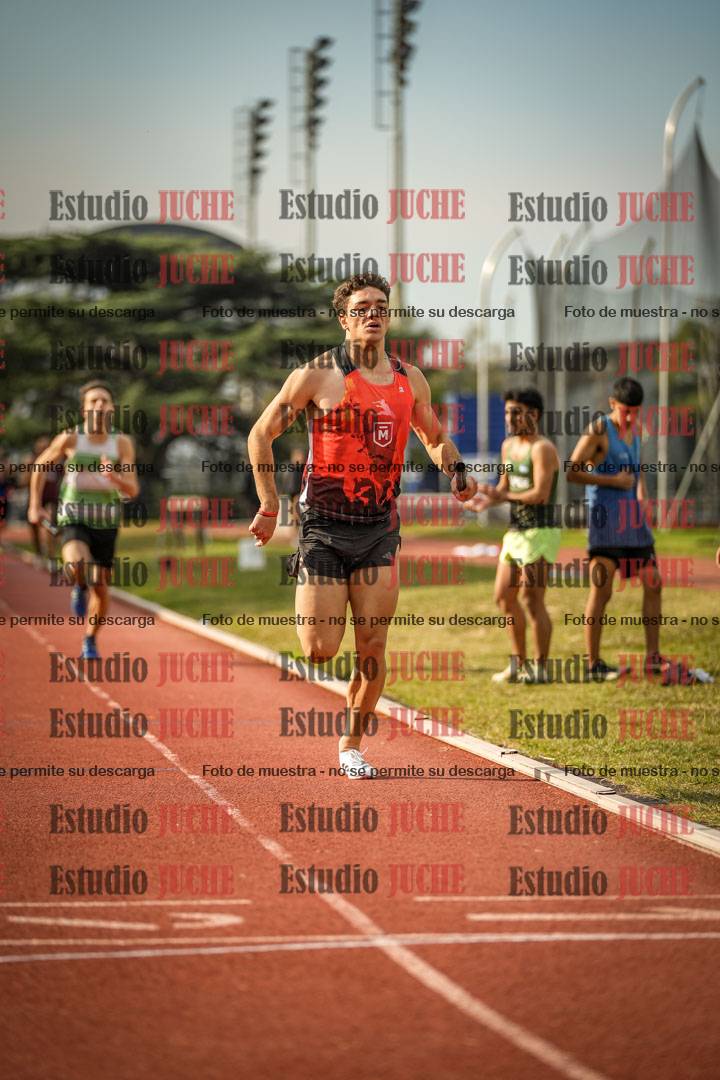 Fotos de las postas 4x400 m llanos de varones