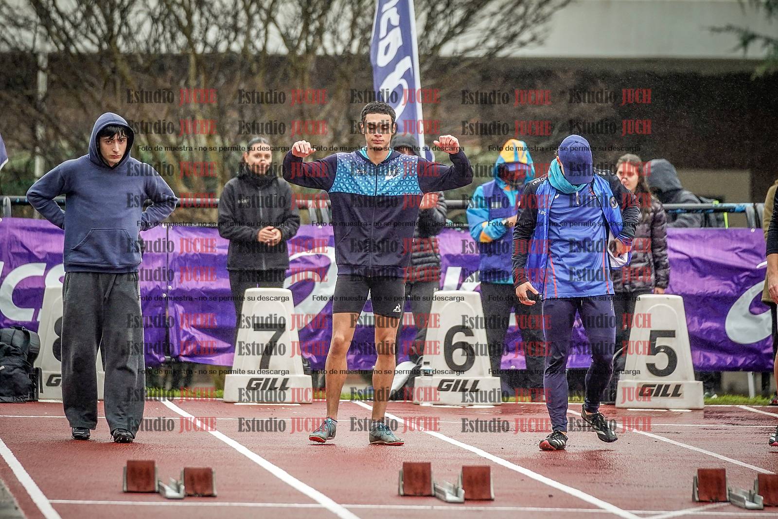 Fotos de los 100 m llanos de varones - FINAL