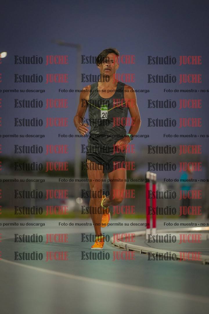 Fotos de los 3000 m llanos de varones