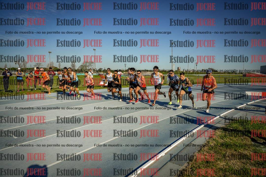 Fotos de los 1500 m llanos de varones