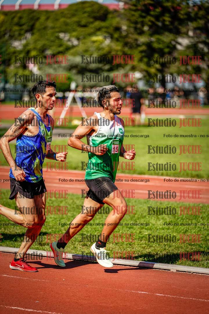 Fotos de los 5000 m llanos de mujeres y varones