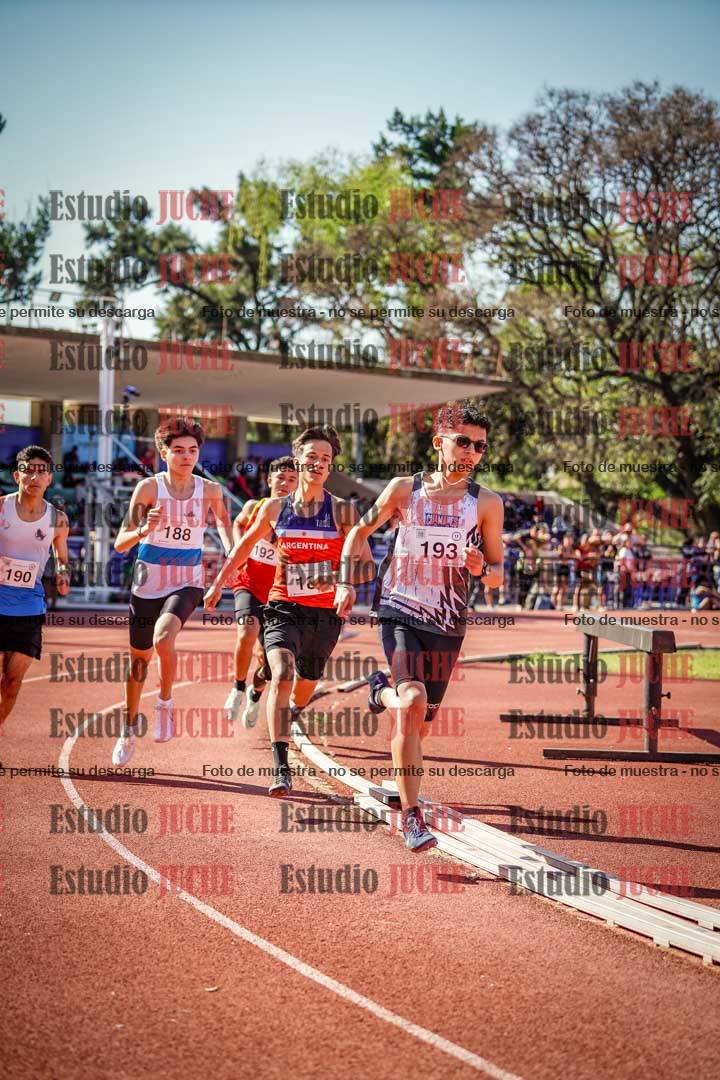 Fotos de los 600 m llanos de varones